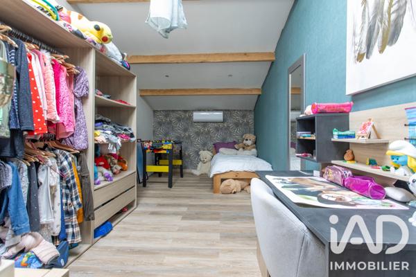 Maison à vendre 6 pièces 147 m² Rochefort-du-Gard