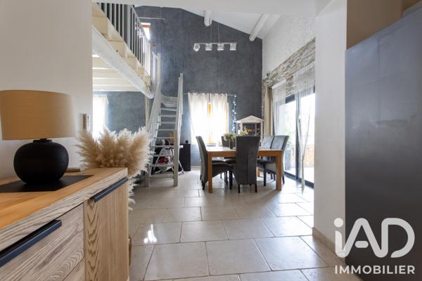 Maison à vendre 6 pièces 147 m² Rochefort-du-Gard