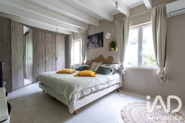 Maison à vendre 6 pièces 147 m² Rochefort-du-Gard