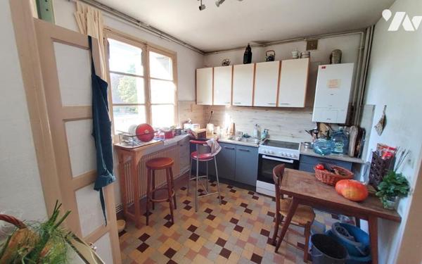 Immeuble centre ville Thury-Harcourt de 167 m²