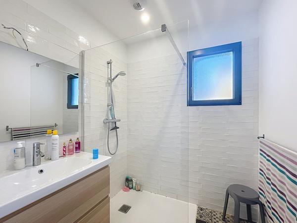 Superbe maison de plain pied à vendre à 900 m du bourg de Surzur