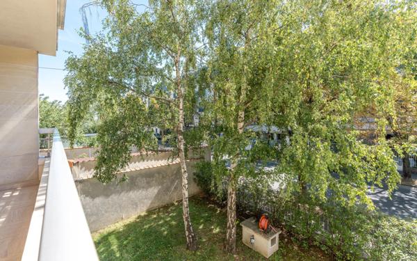 Appartement à vendre    3 pièces • 81,12 m2 Maisons-Alfort