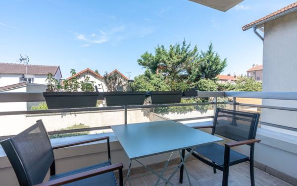 Appartement à vendre    3 pièces • 81,12 m2 Maisons-Alfort