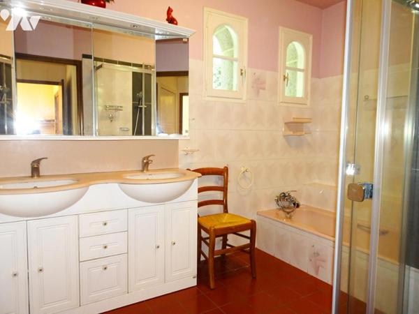 MALESTROIT MAISON TRADITIONNELLE DE 148 M² 