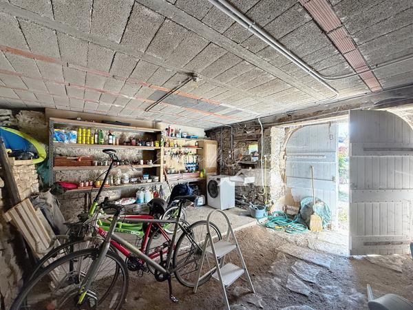 Nant (12230) À 1h20 de Montpellier // maison 6 pièces // garage // terrasse arborée