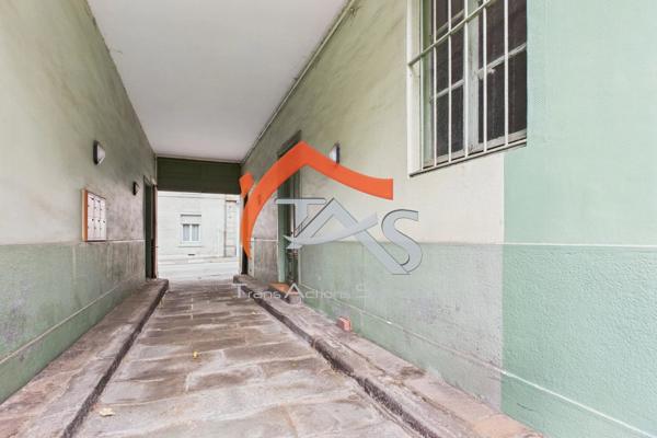 Vente                                                      Immeuble
                        
                                         773 m2                     à Saint-Chamond