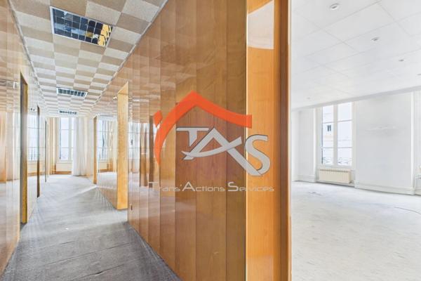 Vente                                                      Immeuble
                        
                                         773 m2                     à Saint-Chamond
