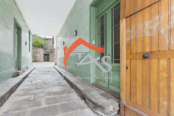Vente                                                      Immeuble
                        
                                         773 m2                     à Saint-Chamond