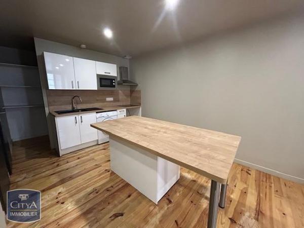 Appartement à louer 2 pièces 44.29m² Pamiers (09100)