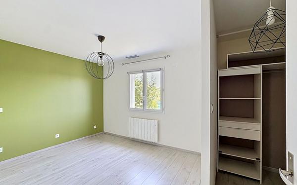 Maison à vendre    5 pièces •  Mozac