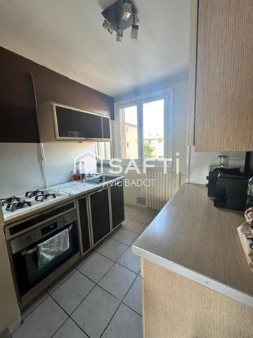 EXCLUSIVITE TOULON OUEST APPARTEMENT T3 DANS PETITE COPROPRIETE + CAVE