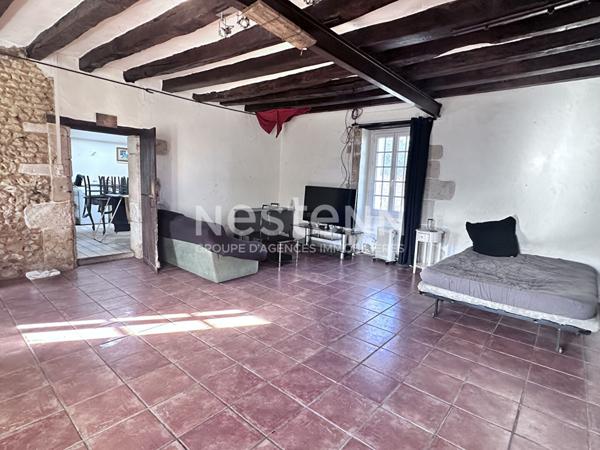 Charmante maison 61.54 m² à vendre avec dépendance à Saint-Aubin-Le-Dépeint (37370)