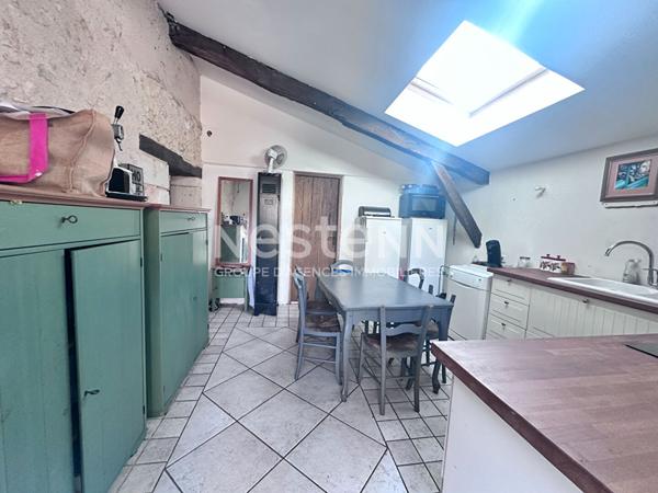 Charmante maison 61.54 m² à vendre avec dépendance à Saint-Aubin-Le-Dépeint (37370)