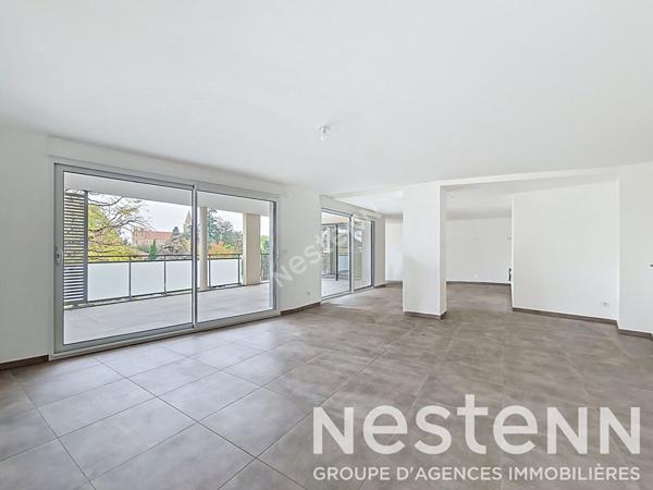 GENAS Centre Halle du Marché - Appartement NEUF 5 pièces de 135,65 m² avec terrasse sud