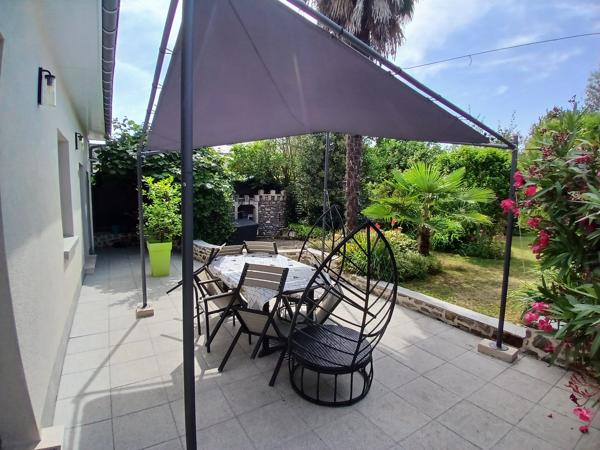 Maison LAVAL