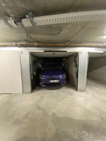 Appartement à vendre à Vannes Grand T3 75m² Ascenseur Terrasse Garage