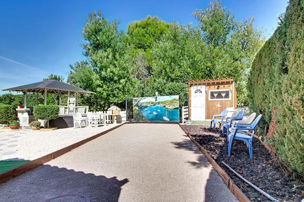 A VENDRE EN EXCLUSIVITÉ- Maison d'environ 120m2 à Vidauban- Terrain 1300m2,- piscine- cuisine d'été- garage - car port