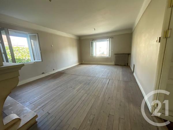 Maison à vendre  6 pièces - 166 m 2   ST AIGULIN  - 17