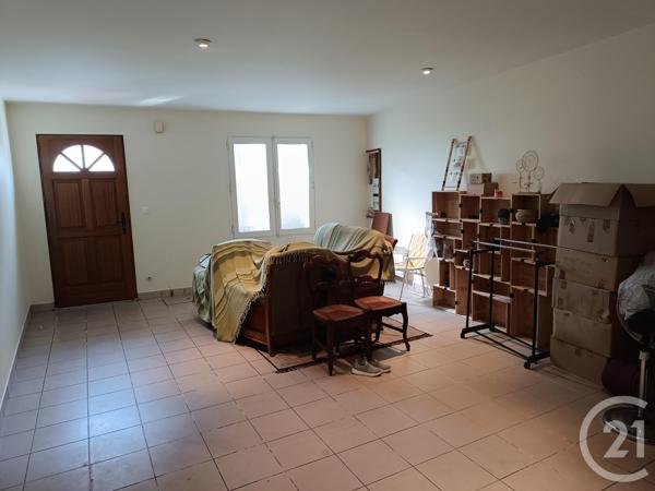 Maison à vendre  6 pièces - 166 m 2   ST AIGULIN  - 17