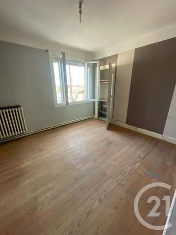 Maison à vendre  6 pièces - 166 m 2   ST AIGULIN  - 17