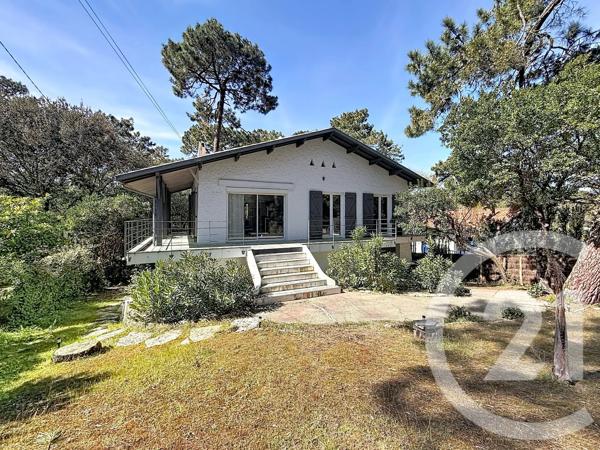 Maison à vendre  5 pièces - 125 m 2   ARCACHON  - 33