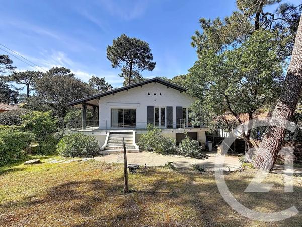 Maison à vendre  5 pièces - 125 m 2   ARCACHON  - 33