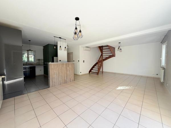 Maison 95m2, 3 chambres, dressing et jardin!