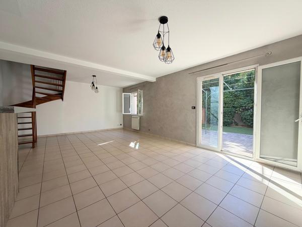 Maison 95m2, 3 chambres, dressing et jardin!