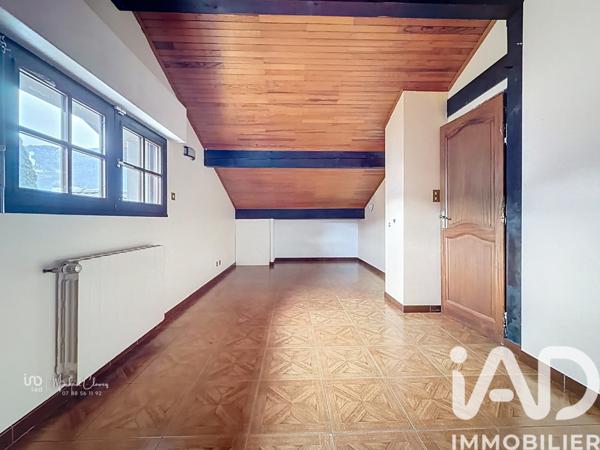 Maison à vendre 6 pièces 182 m² Cluses