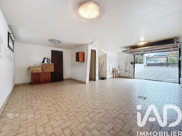 Maison à vendre 6 pièces 182 m² Cluses