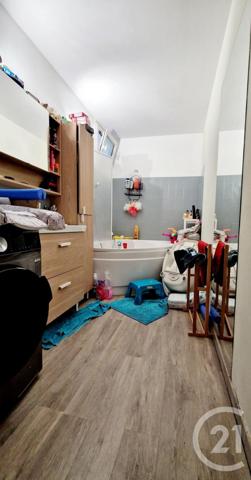 Appartement F4 à vendre  4 pièces - 68 m2 MARIGNANE - 13