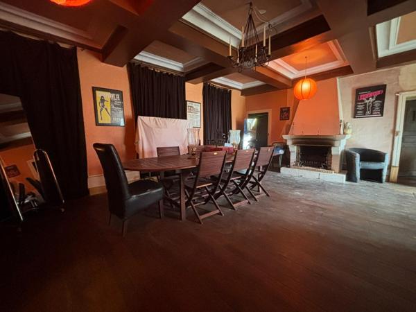 Propriété de caractère du XVIème siècle - Fort potentiel - Proche Vichy