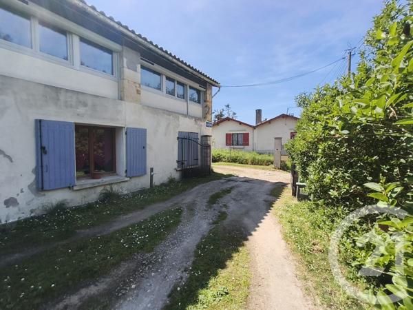 Maison à vendre  7 pièces - 230 m 2   ST VIVIEN DE MEDOC  - 33