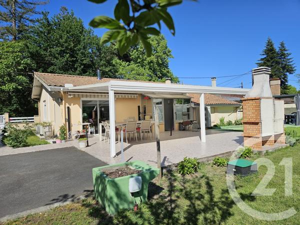 Maison à vendre  7 pièces - 230 m 2   ST VIVIEN DE MEDOC  - 33