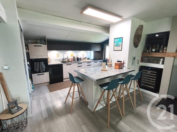 Maison à vendre  7 pièces - 230 m 2   ST VIVIEN DE MEDOC  - 33