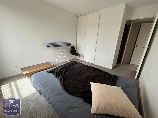 Appartement à vendre 2 pièces 47.81m² Allonnes (72700)