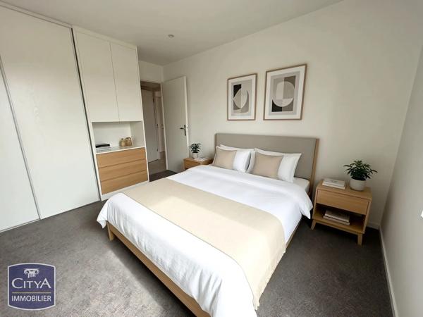 Appartement à vendre 2 pièces 47.81m² Allonnes (72700)