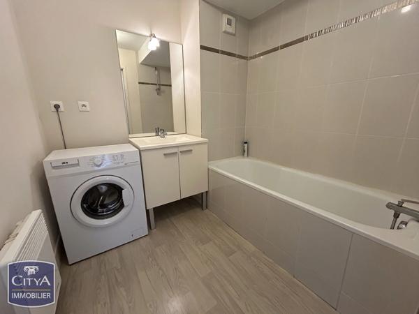 Appartement à vendre 2 pièces 47.81m² Allonnes (72700)