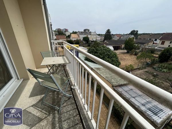 Appartement à vendre 2 pièces 47.81m² Allonnes (72700)