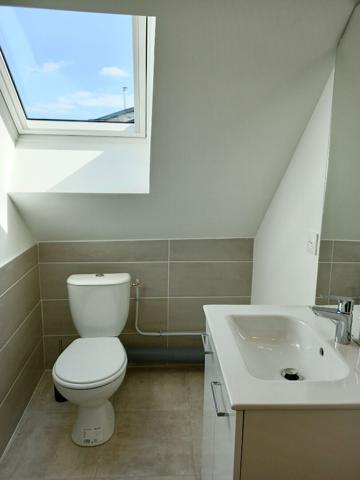 CHAMBRE DE 13.10 DANS APPARTEMENT DE 132 M² - MEUBLEE - TOUTE CHARGES COMPRISES