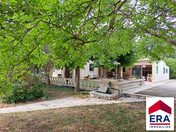 Maison 113m² - Camaret sur Aigues. Terrain constructible de 1792m²