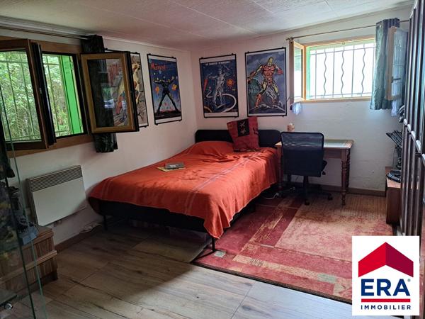 Maison 113m² - Camaret sur Aigues. Terrain constructible de 1792m²