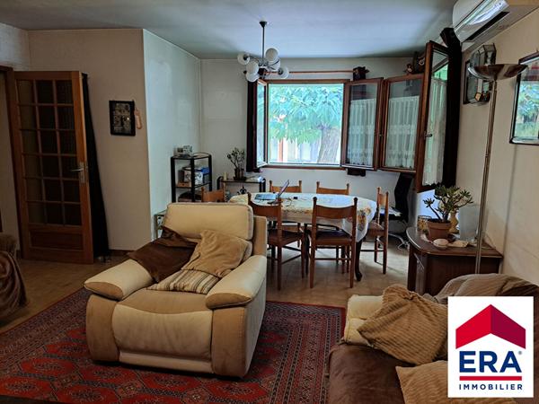 Maison 113m² - Camaret sur Aigues. Terrain constructible de 1792m²