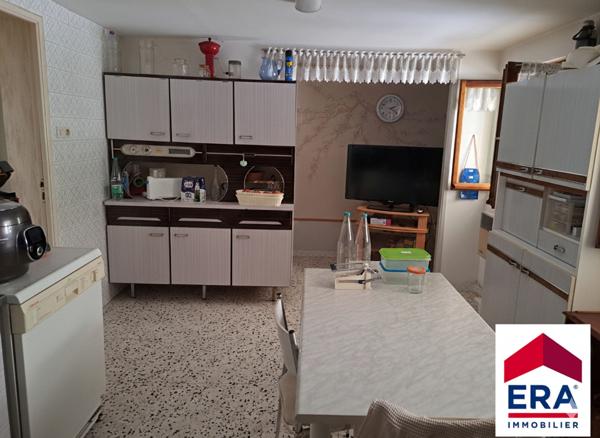 Maison 113m² - Camaret sur Aigues. Terrain constructible de 1792m²