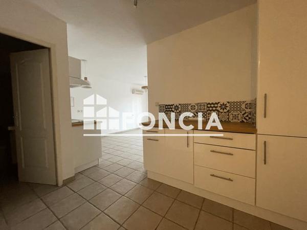 Location Appartement 3 pièces 54.3 m² - Résidence du Centre, 8 Rue Olivier GRISCELLI Martigues 13500