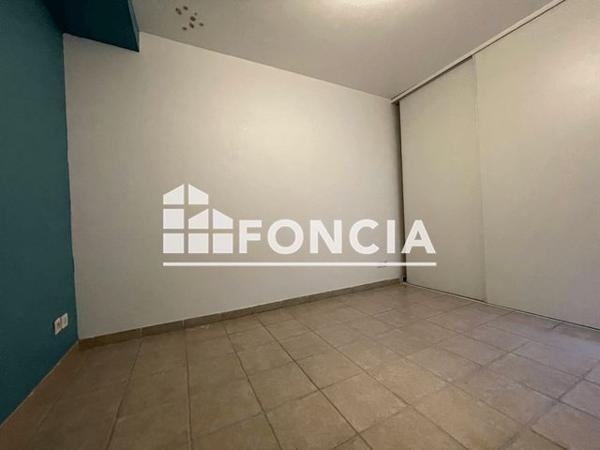 Location Appartement 3 pièces 54.3 m² - Résidence du Centre, 8 Rue Olivier GRISCELLI Martigues 13500