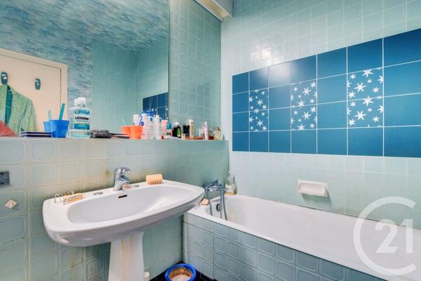 Appartement F5 à vendre  5 pièces - 99 m2 PARIS - 75015