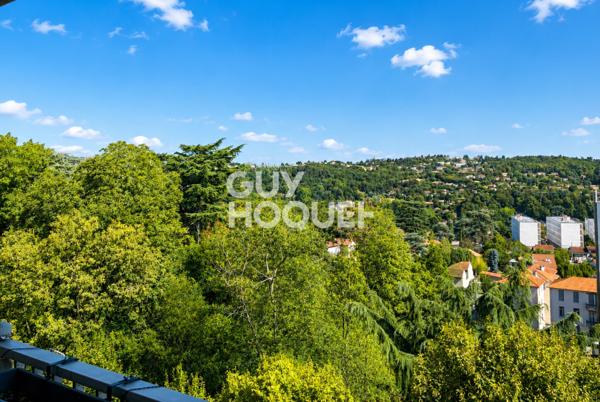 Appartement Oullins 5 pièce(s) avec vue incroyable sur Lyon + stationnement