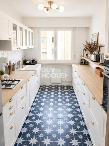 Appartement Oullins 5 pièce(s) avec vue incroyable sur Lyon + stationnement