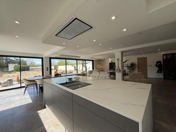 Maison contemporaine à vendre proche de Saint-Rémy-de-Provence